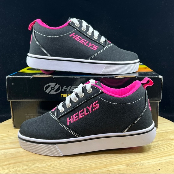 HEELYS Racer 20 Wheeled Shoes - Unisex Kids Wheel Heel Sneakers